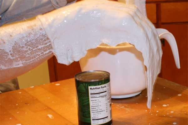 A hand covered with Plaster of Paris